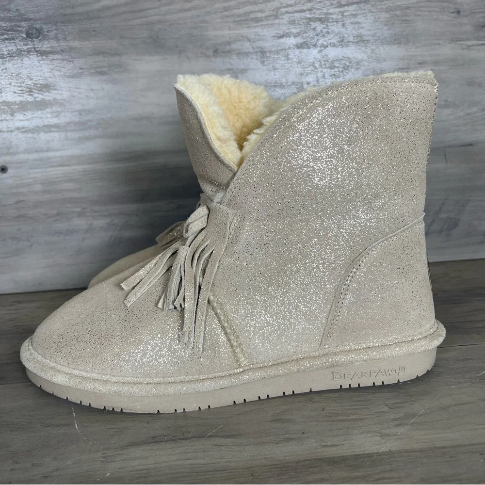 Bearpaw Womens 9 Christie Suede Sheepskin Lining Fringe NeverWet Sparkle Booties